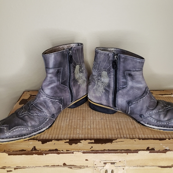 Mark Nason Size 12 Distressed Square Toe Gray Leather Boot